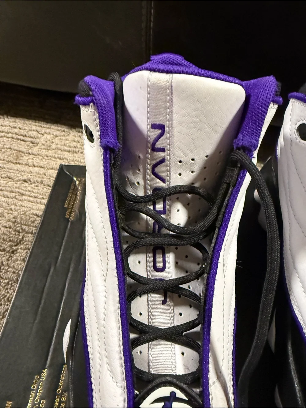 Youth Jordan Basketball Shoes, Black & Purple, Retro style